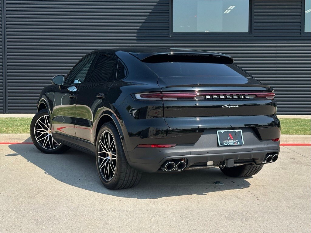 2026 Porsche Cayenne Coupe photo 3