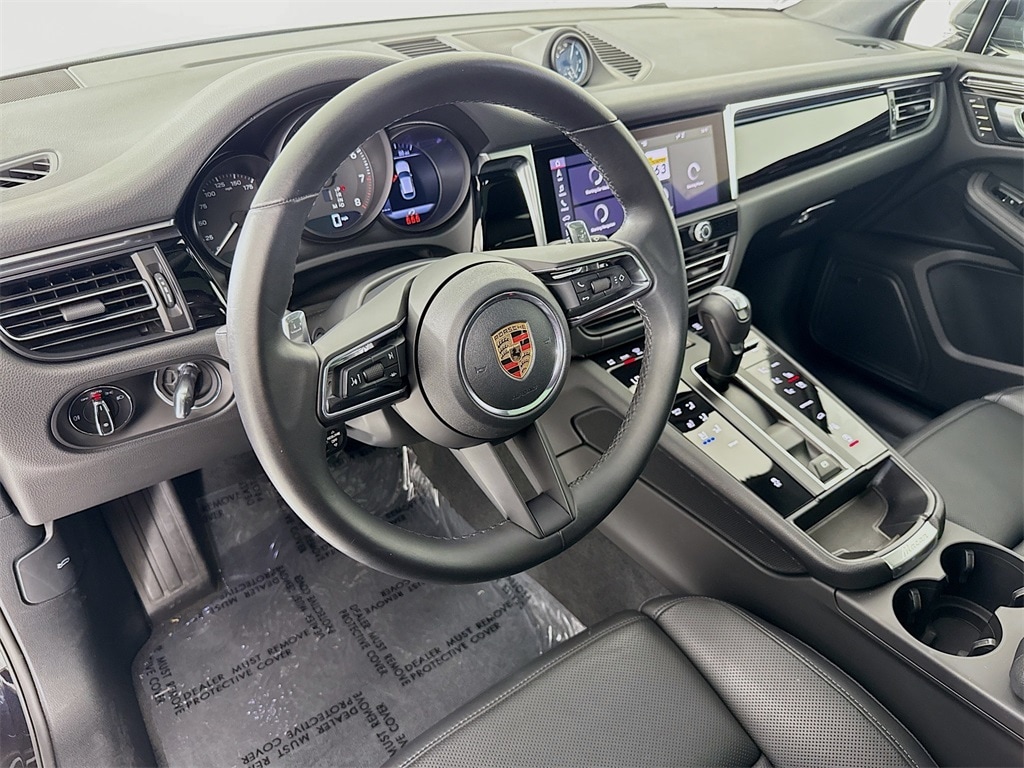 Certified 2024 Porsche Macan SUV