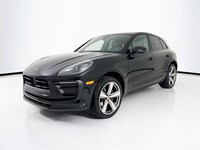 2025 Porsche Macan SUV