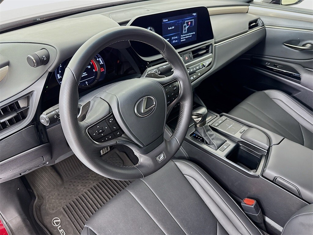 2022 Lexus ES 350 F SPORT photo 4