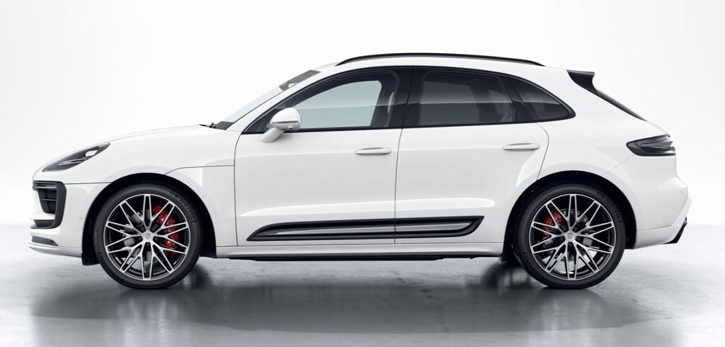 2026 Porsche Macan S photo 3
