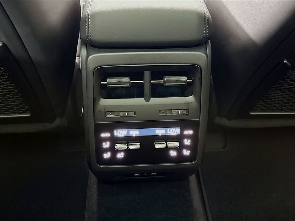 2026 Porsche Macan Base - Photo 28