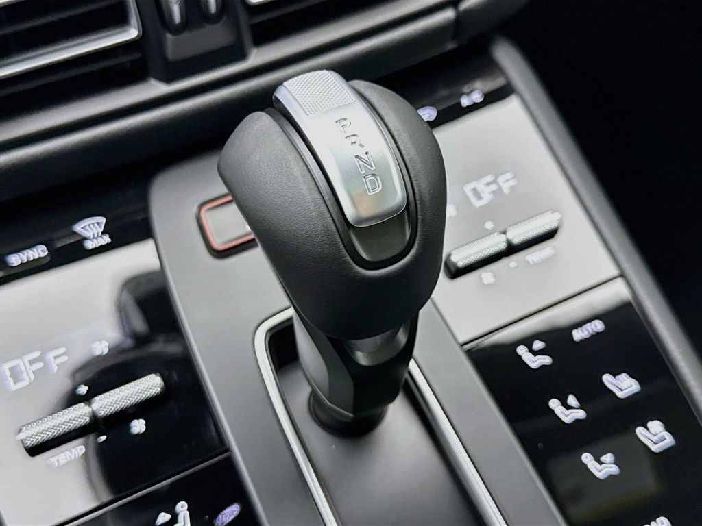 2026 Porsche Macan S - Photo 22