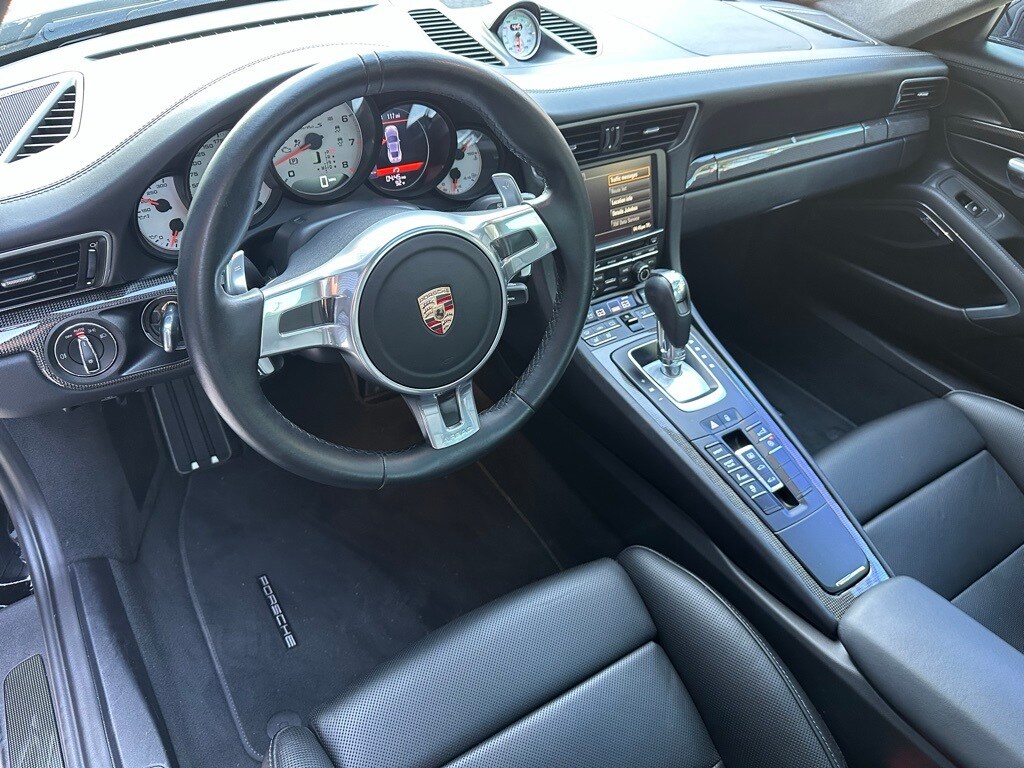 2014 Porsche 911 Turbo S photo 4