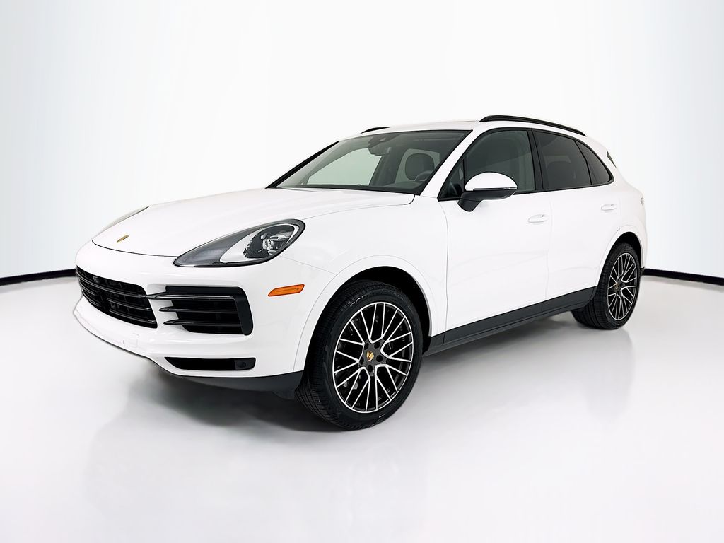 2023 Porsche Cayenne Platinum Edition's photo
