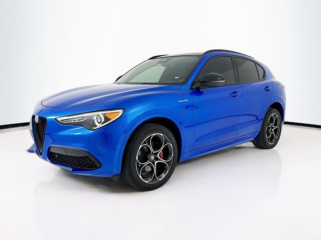 2023 Alfa Romeo Stelvio Veloce