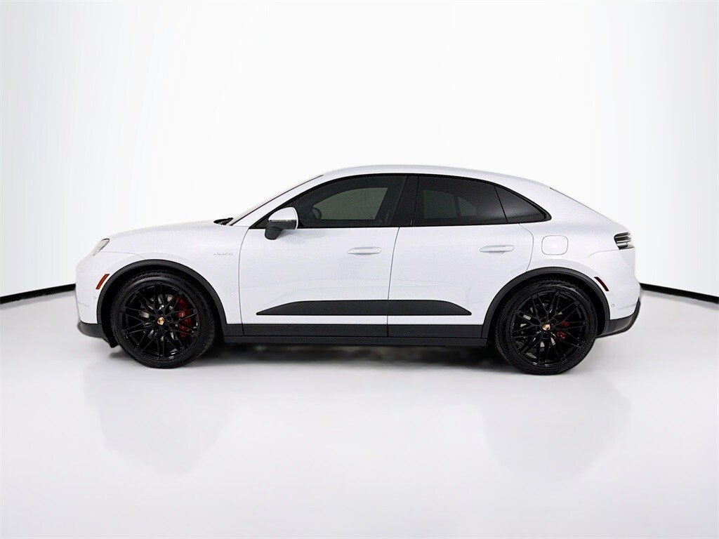 New 2025 Porsche Macan 4S Electric 4S SUV