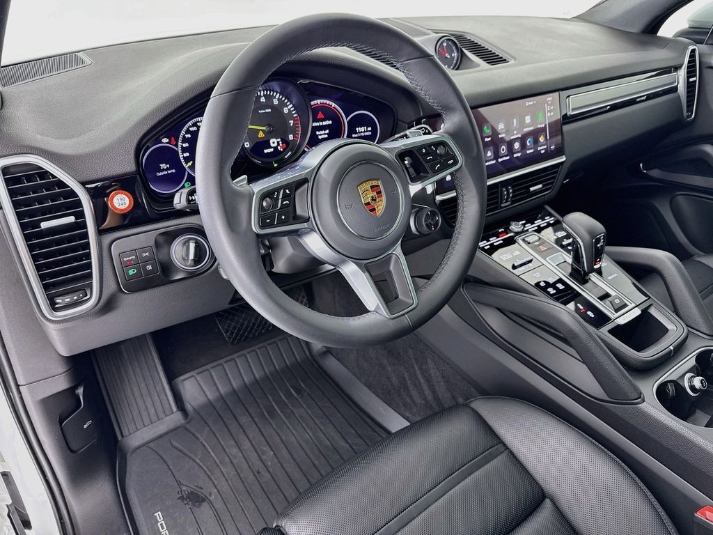 Certified 2023 Porsche Cayenne E-Hybrid Platinum Edition SUV