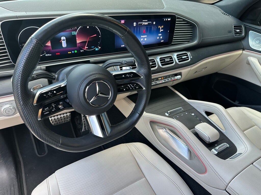 2024 Mercedes Benz GLS 450 photo 4