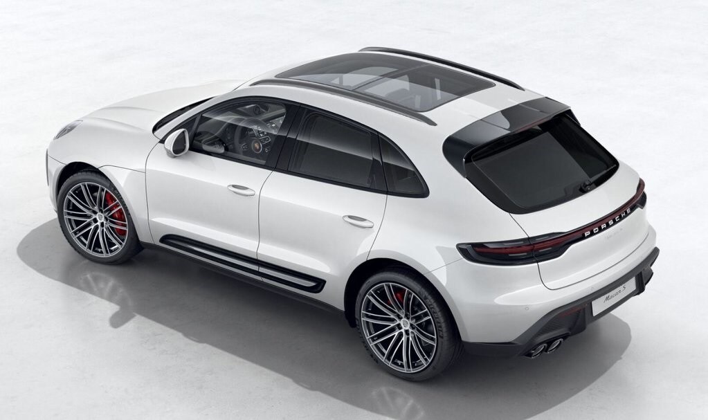 2026 Porsche Macan S photo 3