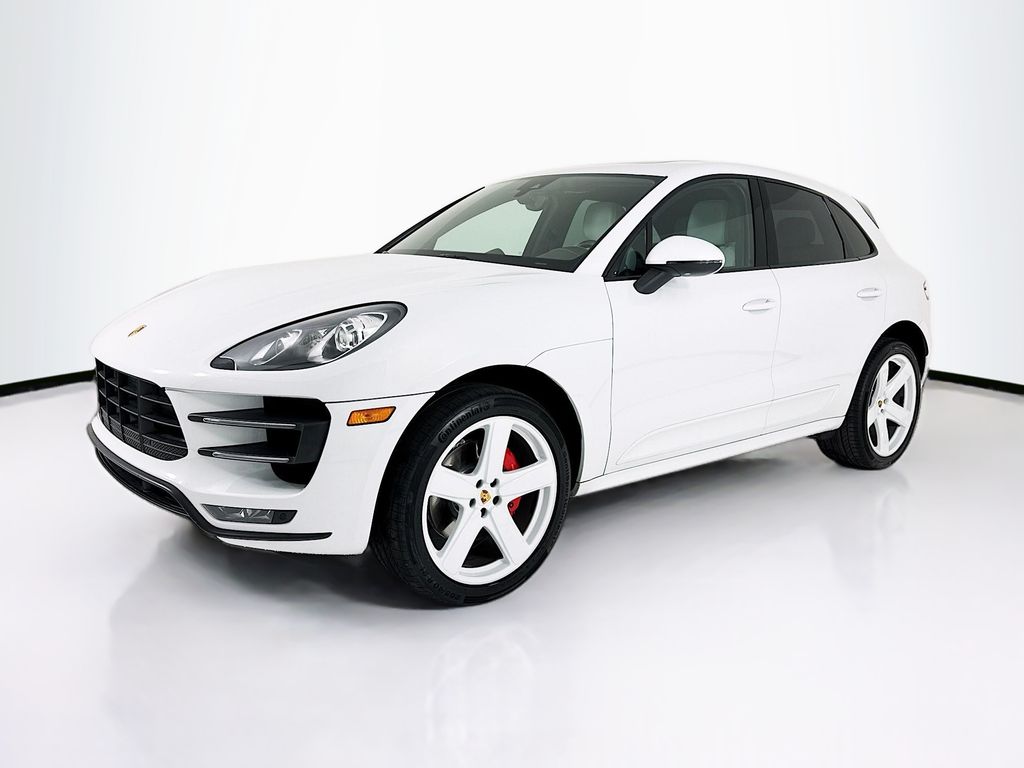 2016 Porsche Macan Turbo