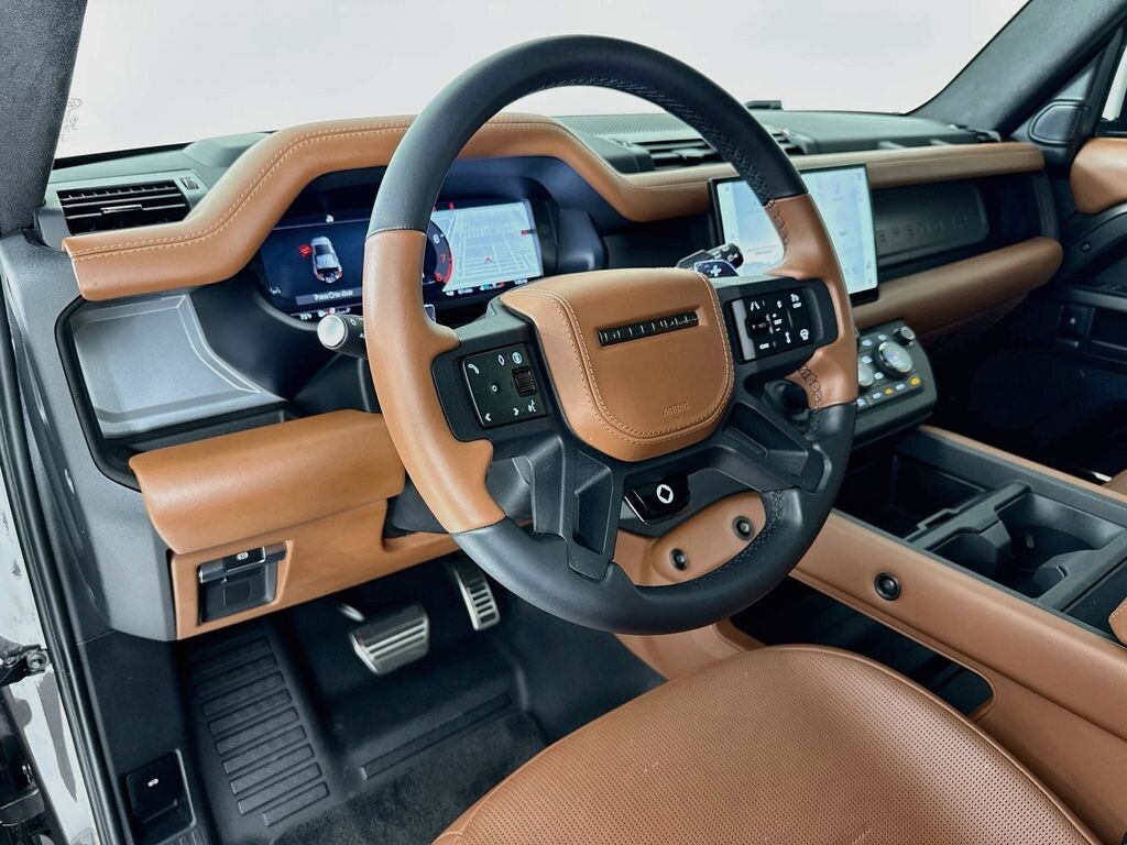 Used 2025 Land Rover Defender 110 Octa SUV