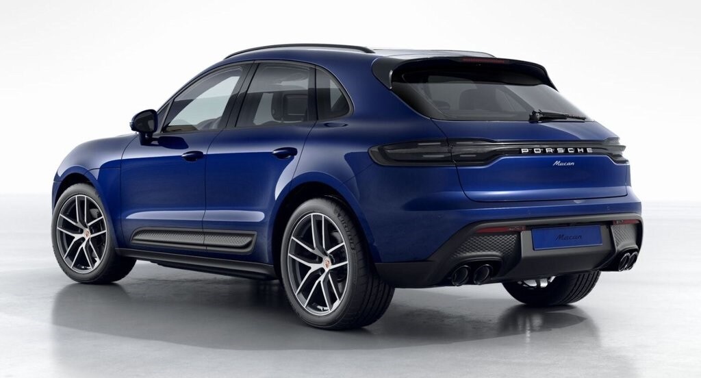 2026 Porsche Macan T photo 2