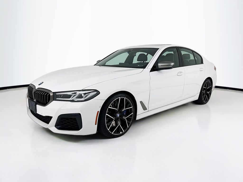 2021 BMW 5 Series M550i