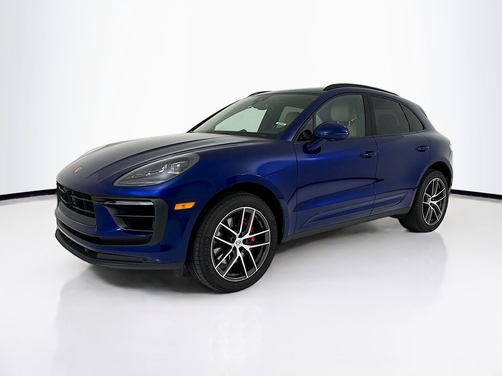2023 Porsche Macan S's photo