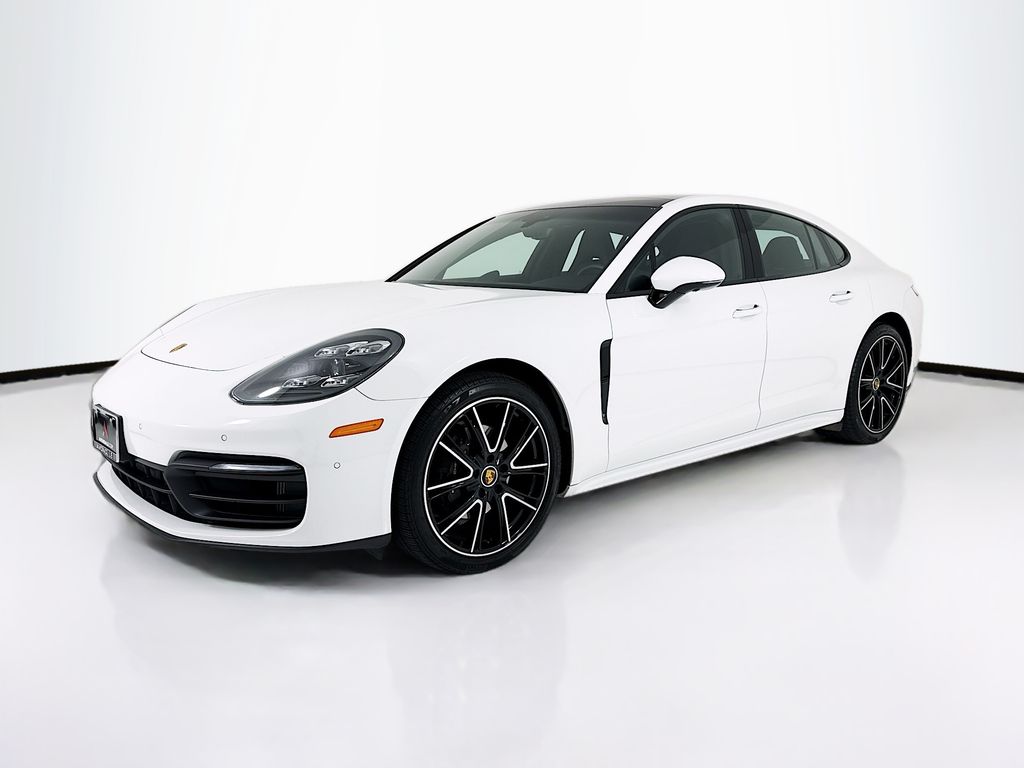 2022 Porsche Panamera 4 Platinum Edition's photo