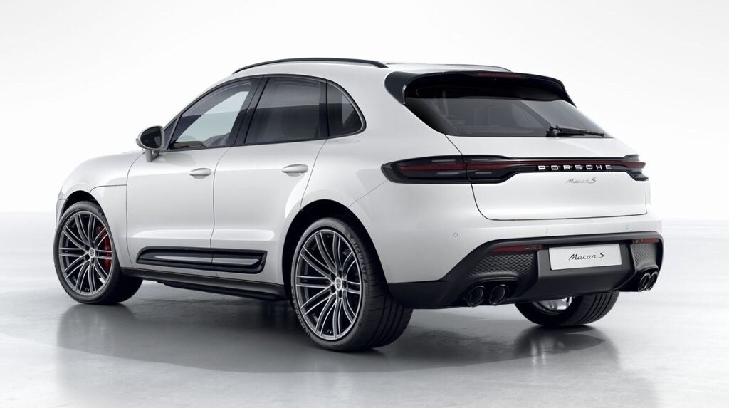 2026 Porsche Macan S photo 2