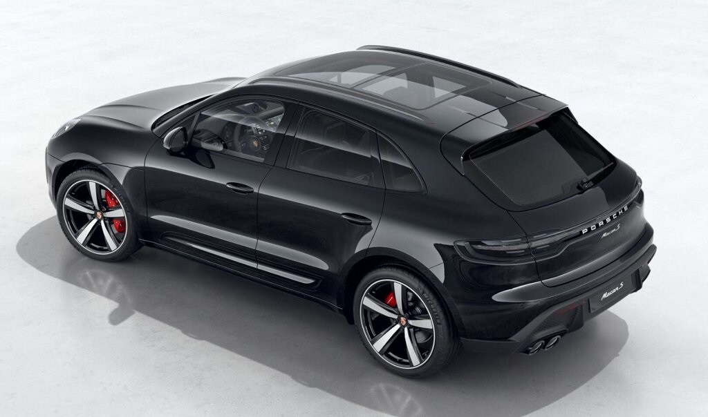 2026 Porsche Macan S photo 3