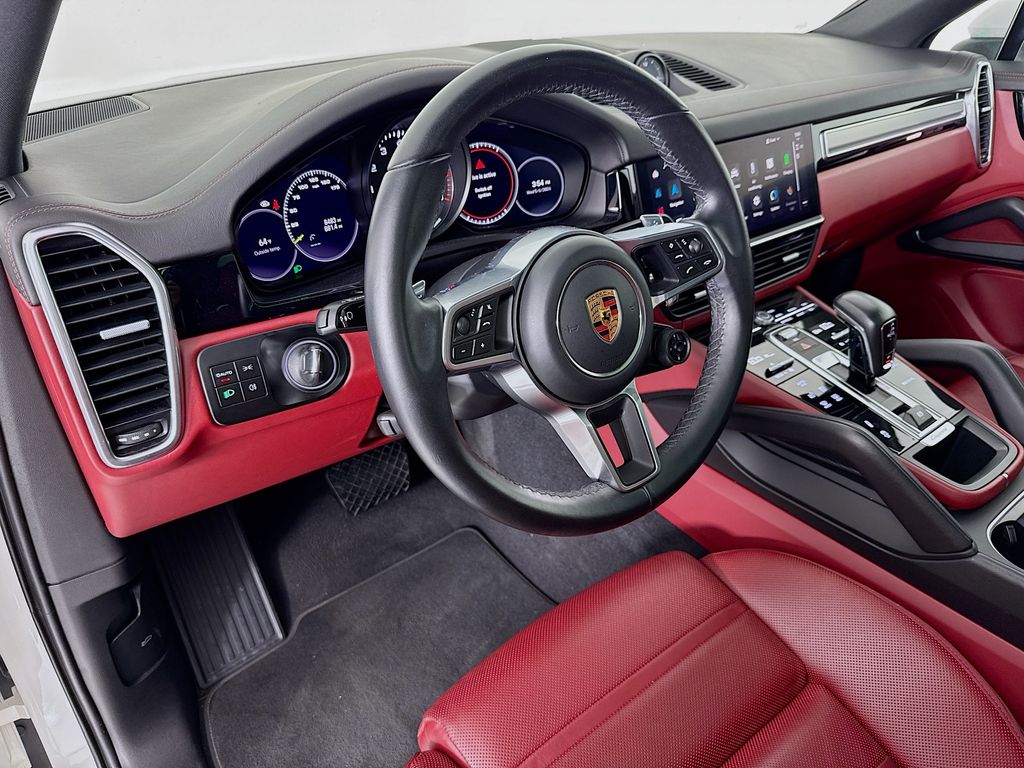 2023 Porsche Cayenne Coup Platinum Edition - Photo 4