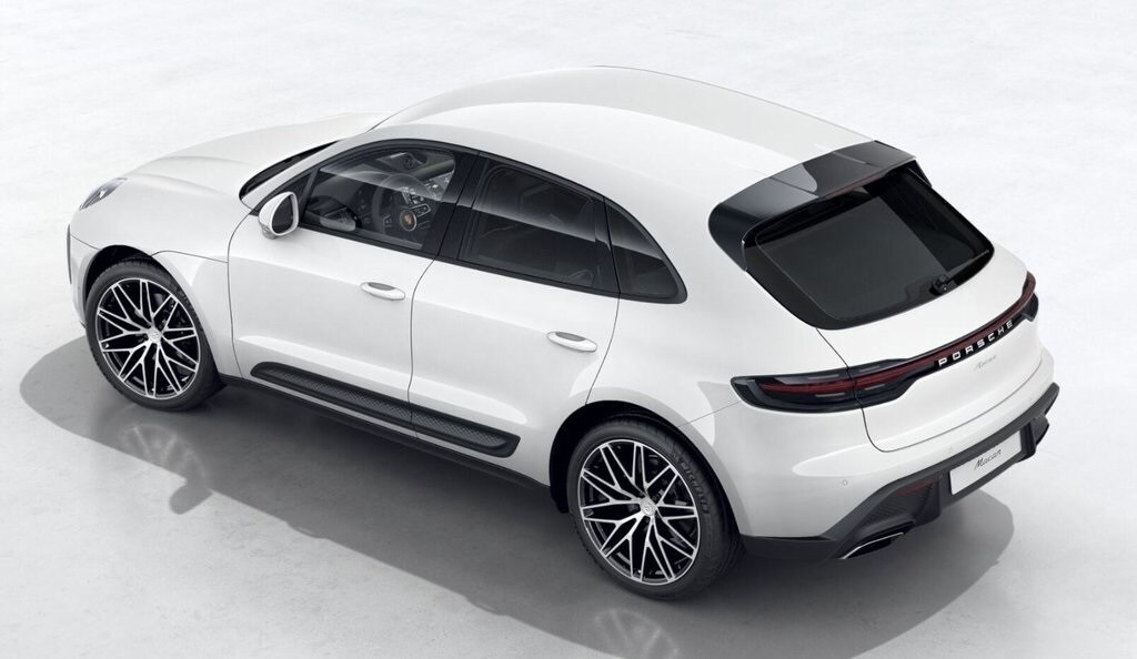 2025 Porsche Macan S photo 2