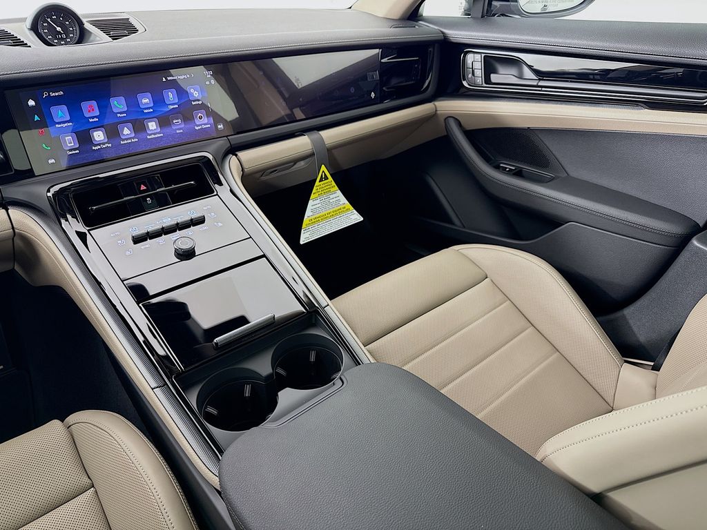2026 Porsche Panamera Base - Photo 26