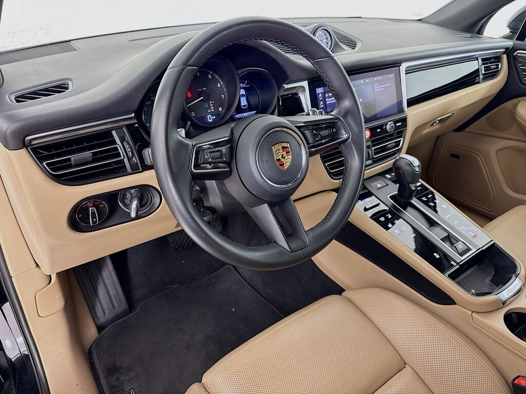 Certified 2022 Porsche Macan SUV