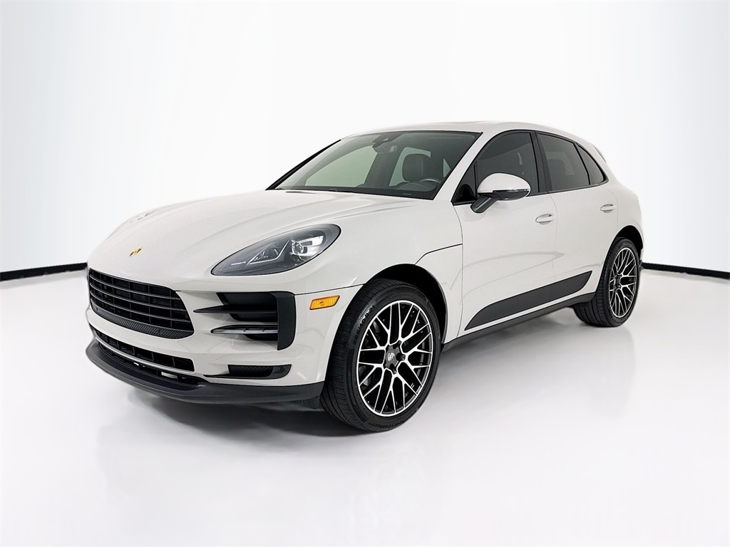 2020 Porsche Macan Base's photo