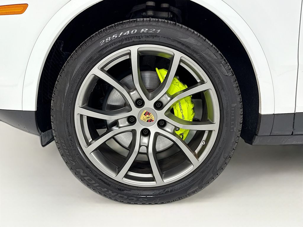 2023 Porsche Cayenne Coup Platinum Edition - Photo 34