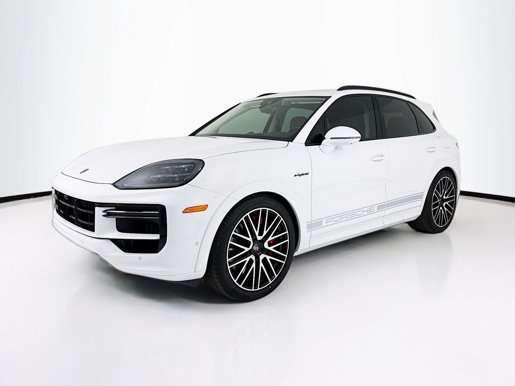 2026 Porsche Cayenne Turbo E-Hybrid