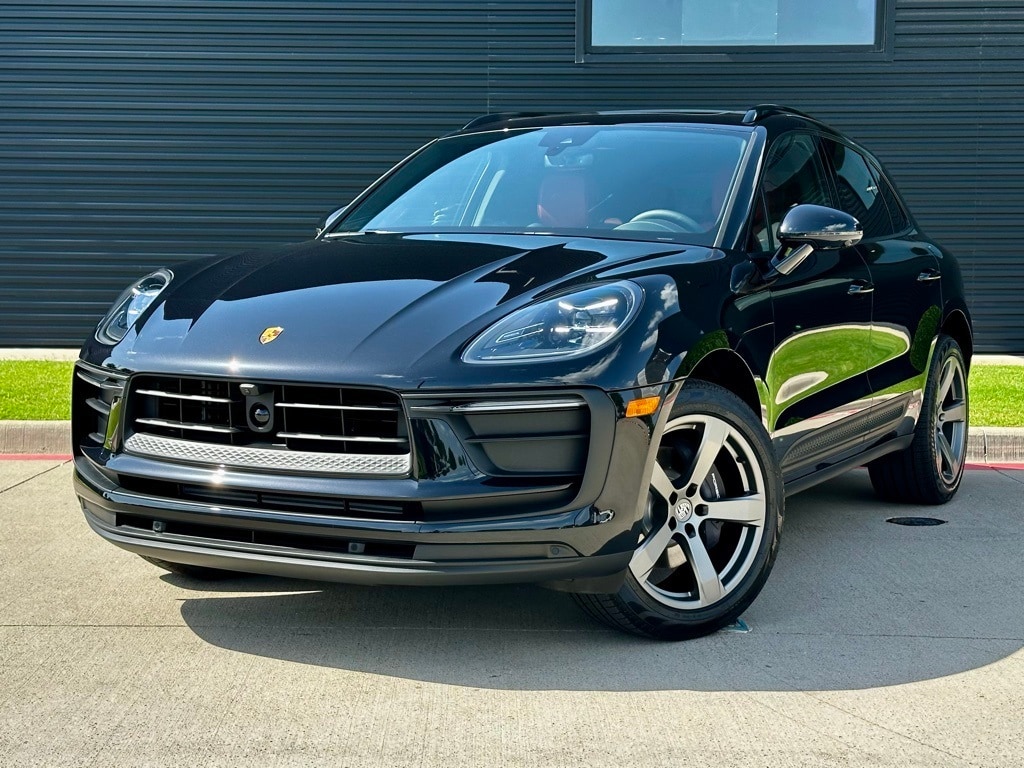 2025 Porsche Macan