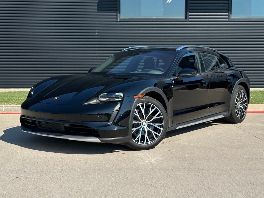 2022 Porsche Taycan Base