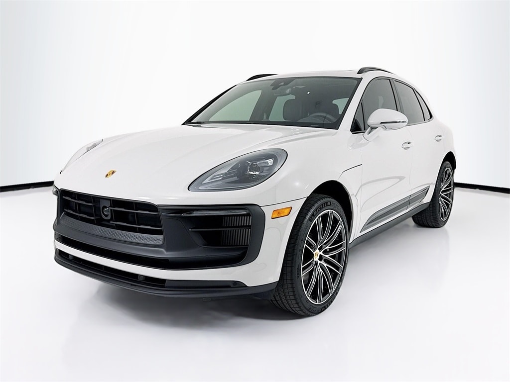 2026 Porsche Macan