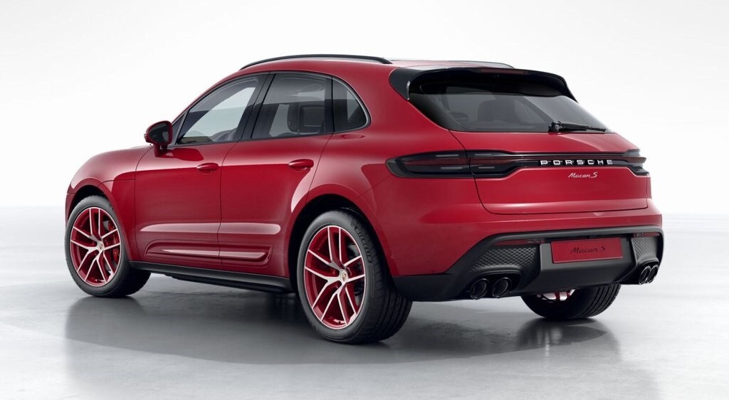 2026 Porsche Macan S photo 2