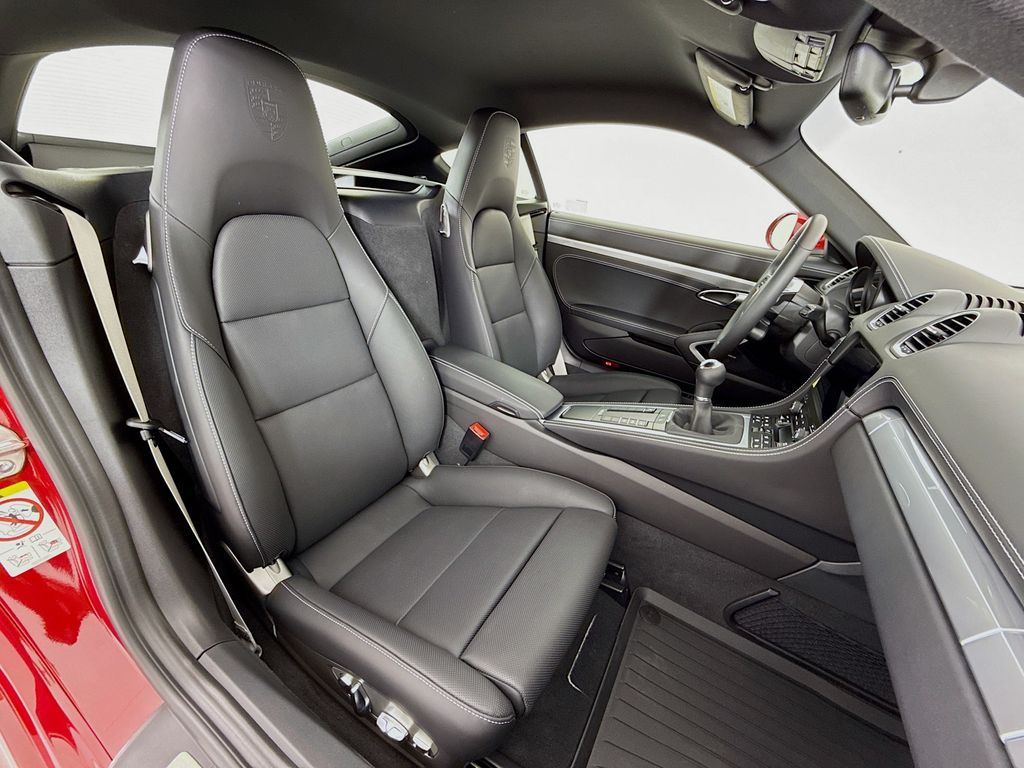 2025 Porsche 718 Style Edition - Photo 28