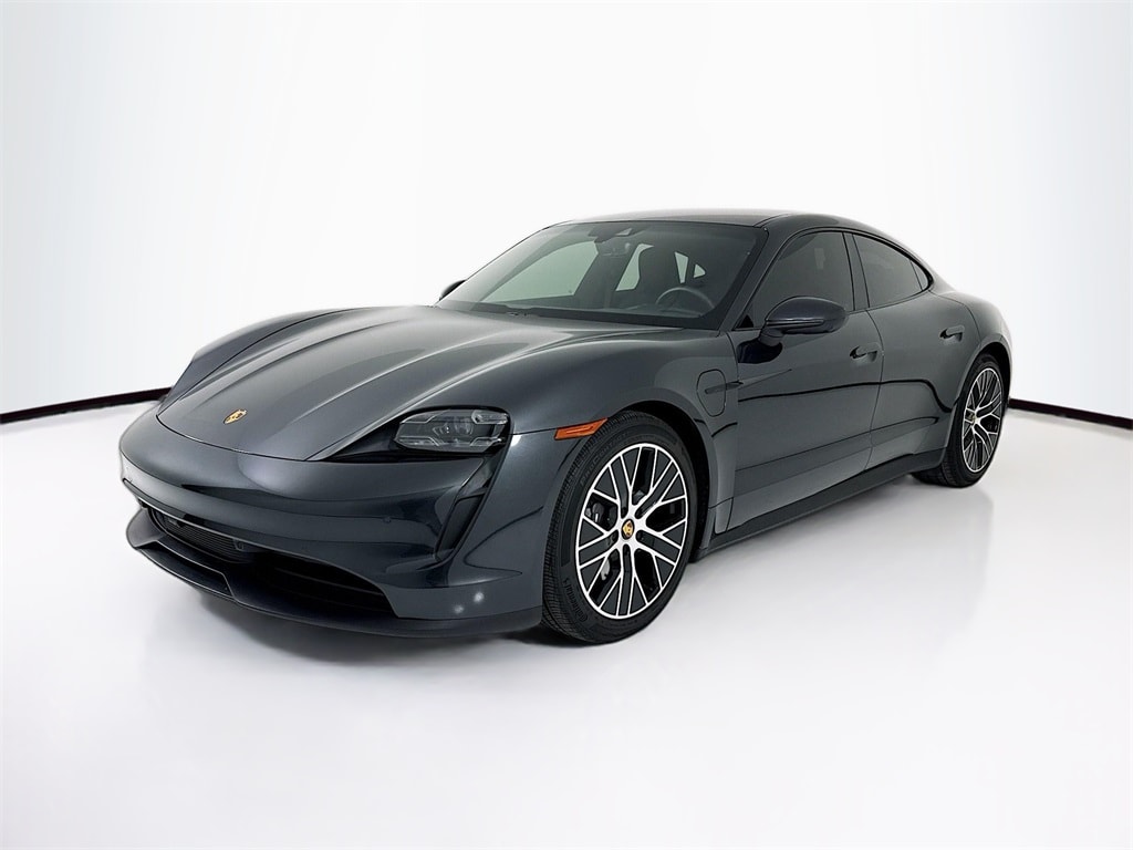 2024 Porsche Taycan Base's photo