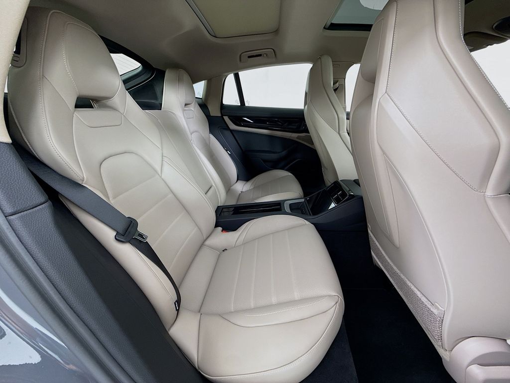 2026 Porsche Panamera Base - Photo 29