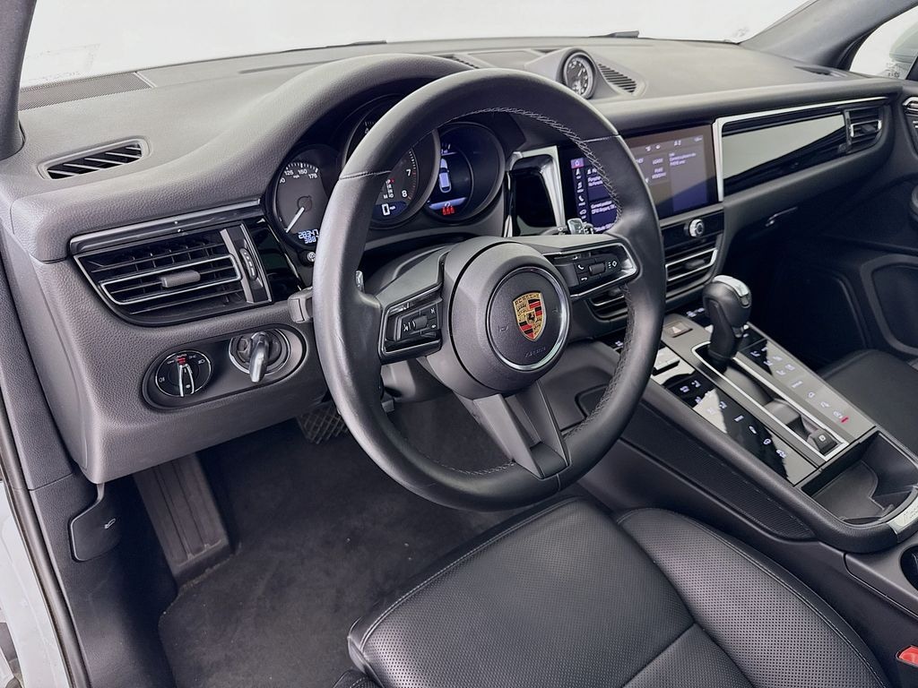 Certified 2024 Porsche Macan SUV