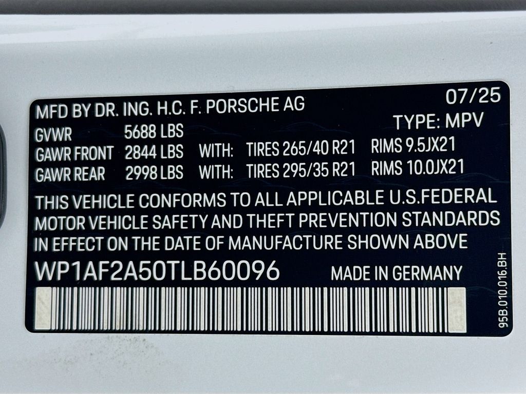 2026 Porsche Macan GTS - Photo 34