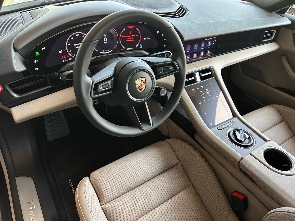 2026 Porsche Taycan 4 photo 4