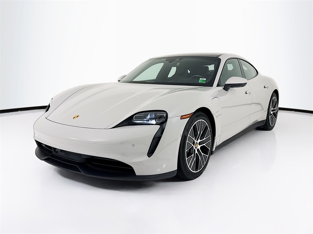 2022 Porsche Taycan Base
