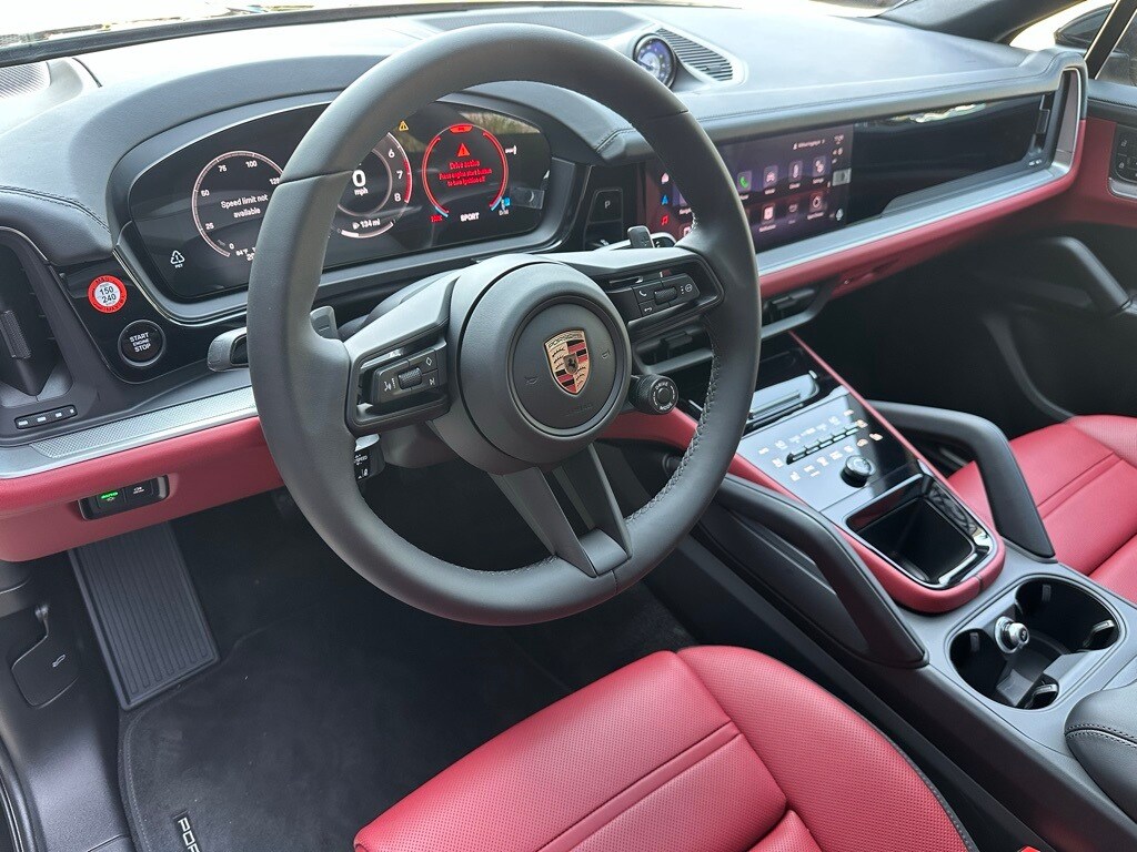 2026 Porsche Cayenne Coupe photo 4