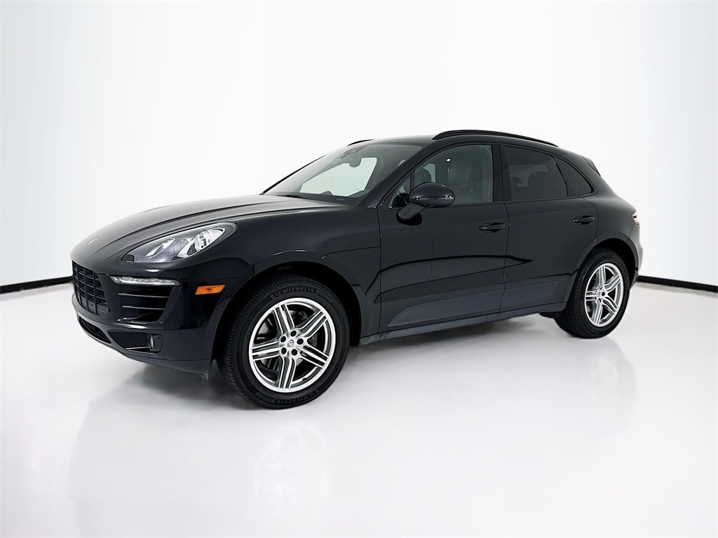 2017 Porsche Macan Base