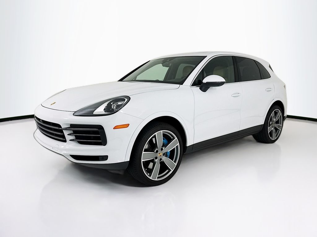 2023 Porsche Cayenne Platinum Edition's photo
