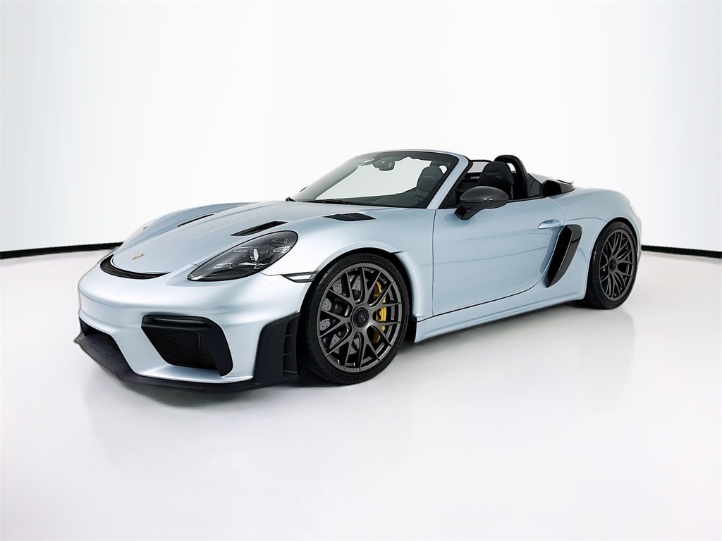 2024 Porsche 718 Spyder RS's photo