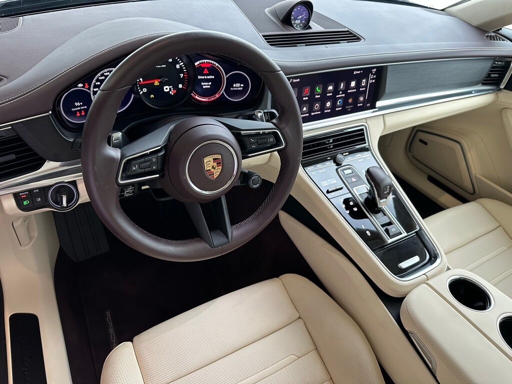 2023 Porsche Panamera Platinum photo 4