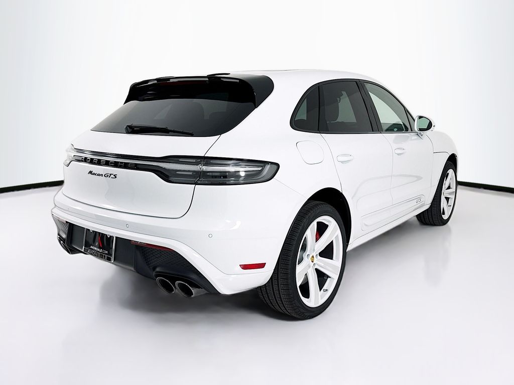 2026 Porsche Macan GTS - Photo 9