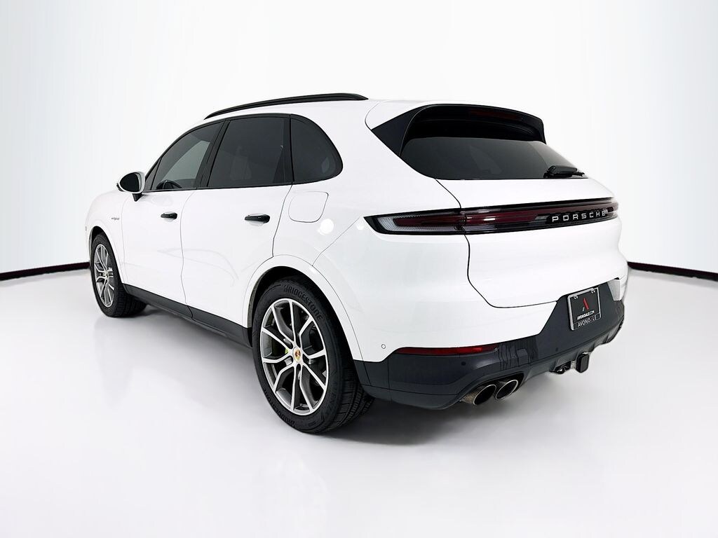 Certified 2024 Porsche Cayenne E-Hybrid S SUV