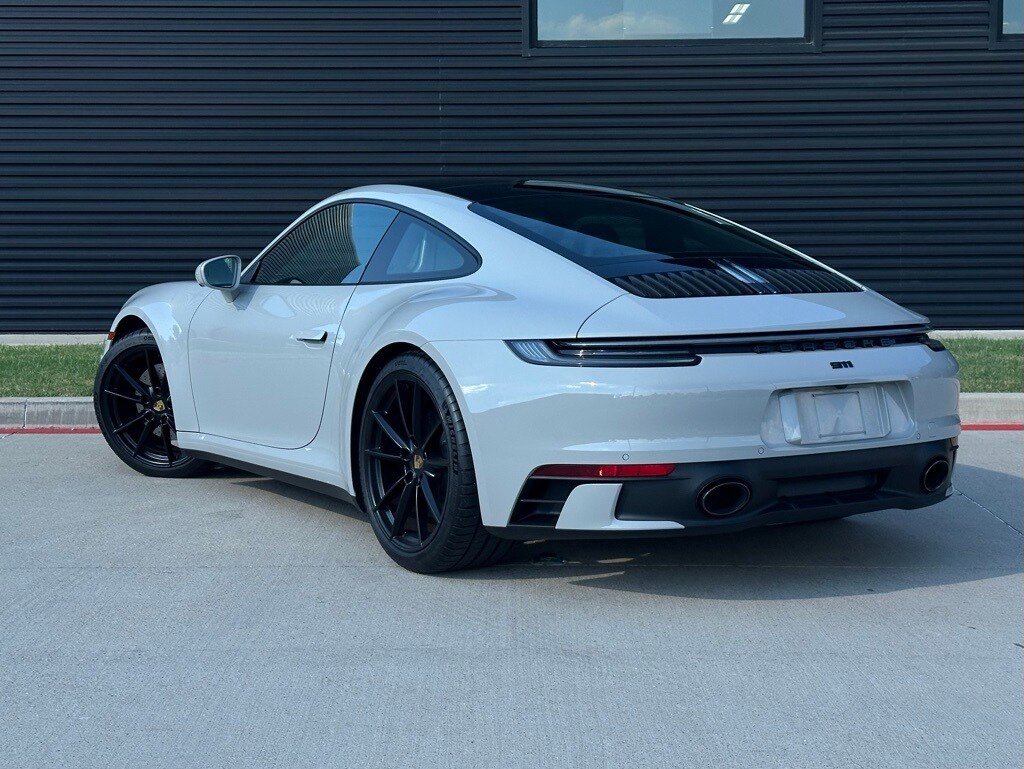 2024 Porsche 911 4S 4 GTS photo 3
