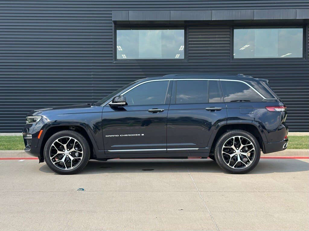 2024 Jeep Grand Cherokee Summit Reserve photo 2