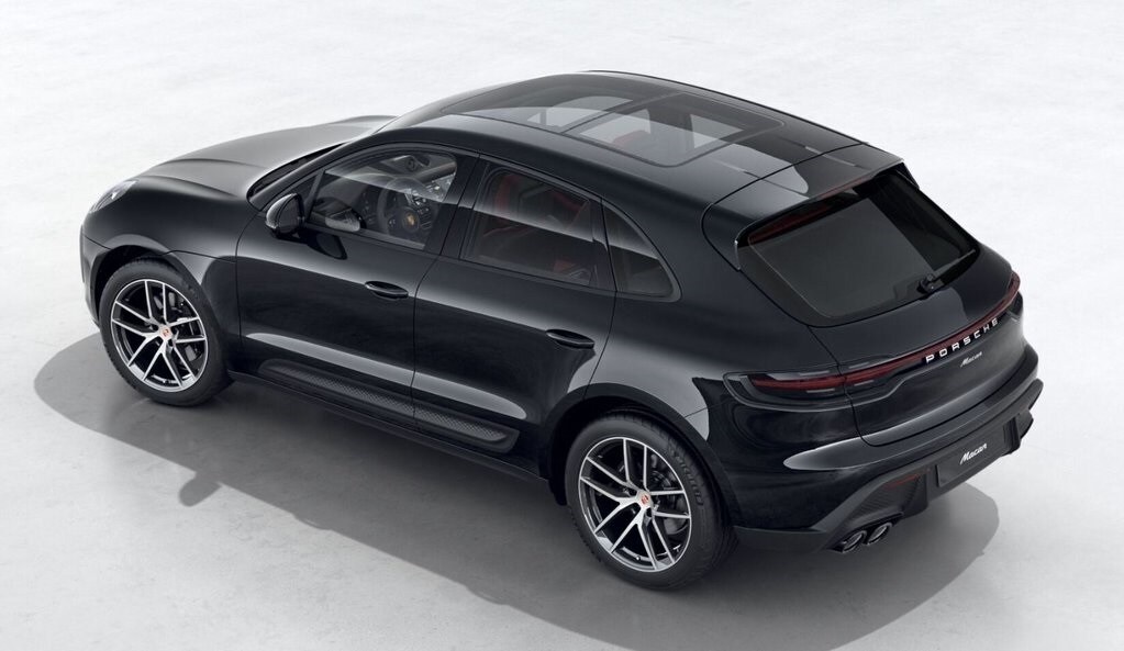 2026 Porsche Macan T photo 3